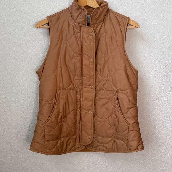 Croft and Barrow Quilted Vest Brown Camel size Small - Picture 3 of 9